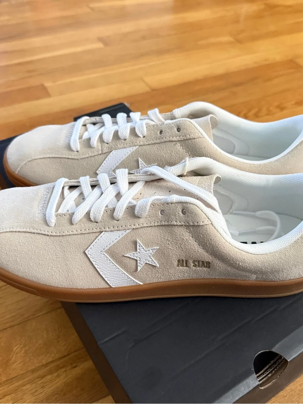 Converse Run Star Trainer Ox Classic Ecru Men’s Size 11 Women’s 12.5 New A16031C